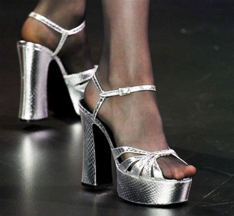 Scarpe da donna Saint Laurent argento 